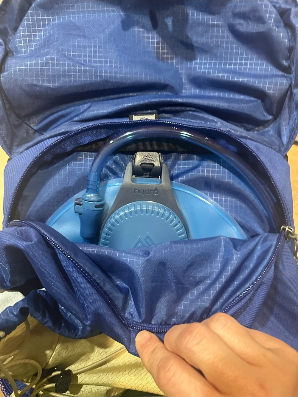 Gregory tan & blue Nano 22 hydration Backpack